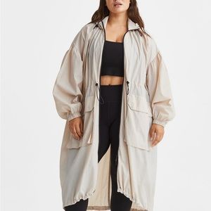 Water repelling wind jacket trench H&M size 3X NWT